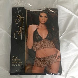 BNIP lingerie set